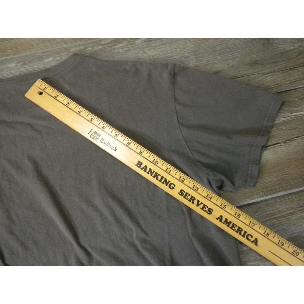 Gas Monkey Garage T-shirt XL Gray Blood‎ Sweat Beers Custom Cars Dallas Grunge